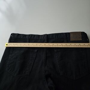 0041-Lee Men's  Black Straight Jeans. Size 38x29